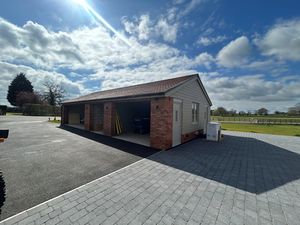 Photo 34- click for photo gallery